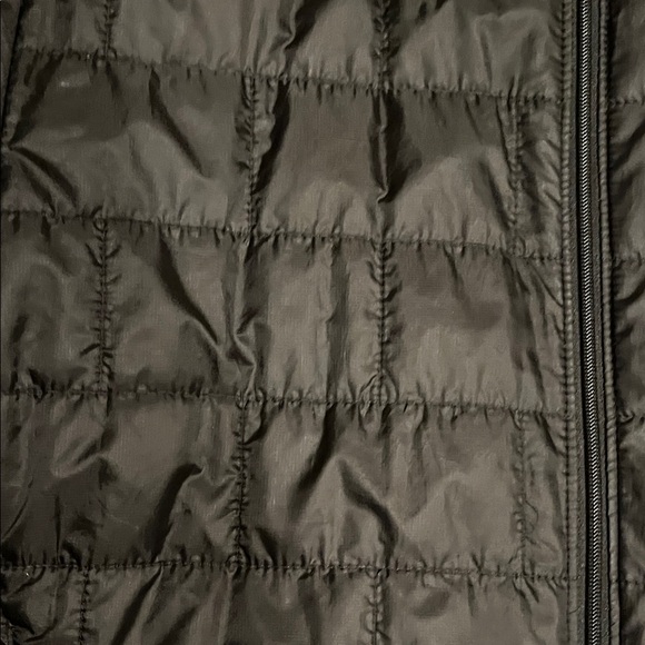 Patagonia Jacket - Picture 4 of 9